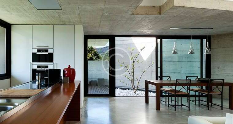 Une Maison de Ville Moderne